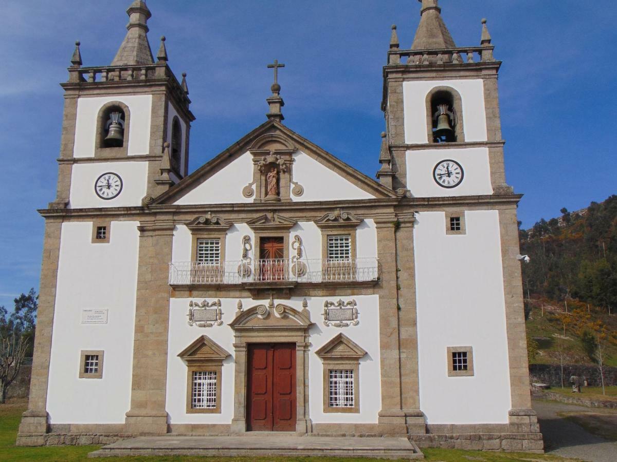 Гостевой дом Casa Rebelo Cossourado  Экстерьер фото